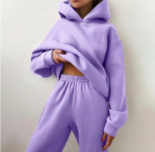 Essential Winter Hoodie Sweatsuit Set