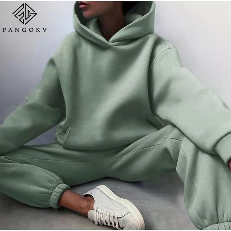 Essential Winter Hoodie Sweatsuit Set